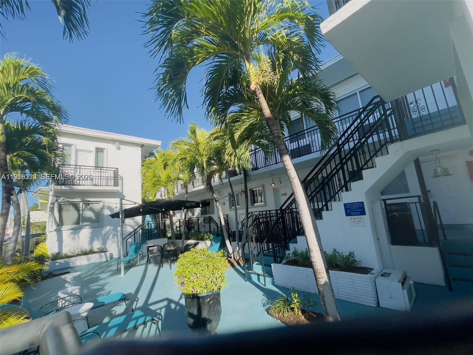A11916323 — Miami Beach — 2