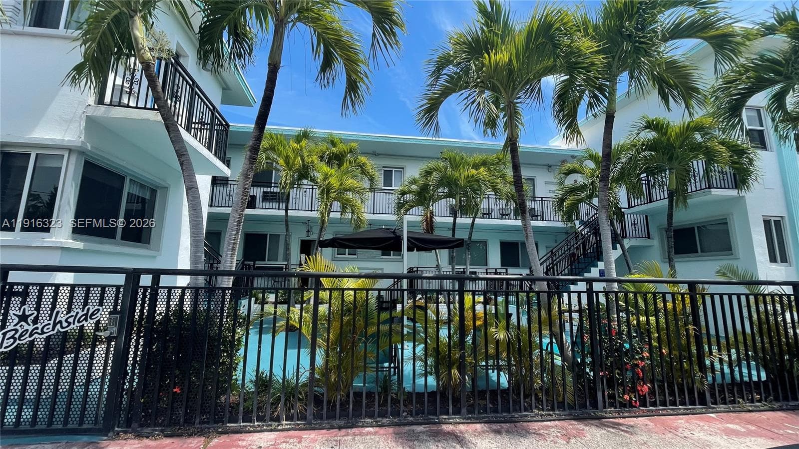 A11916323 — Miami Beach — 4