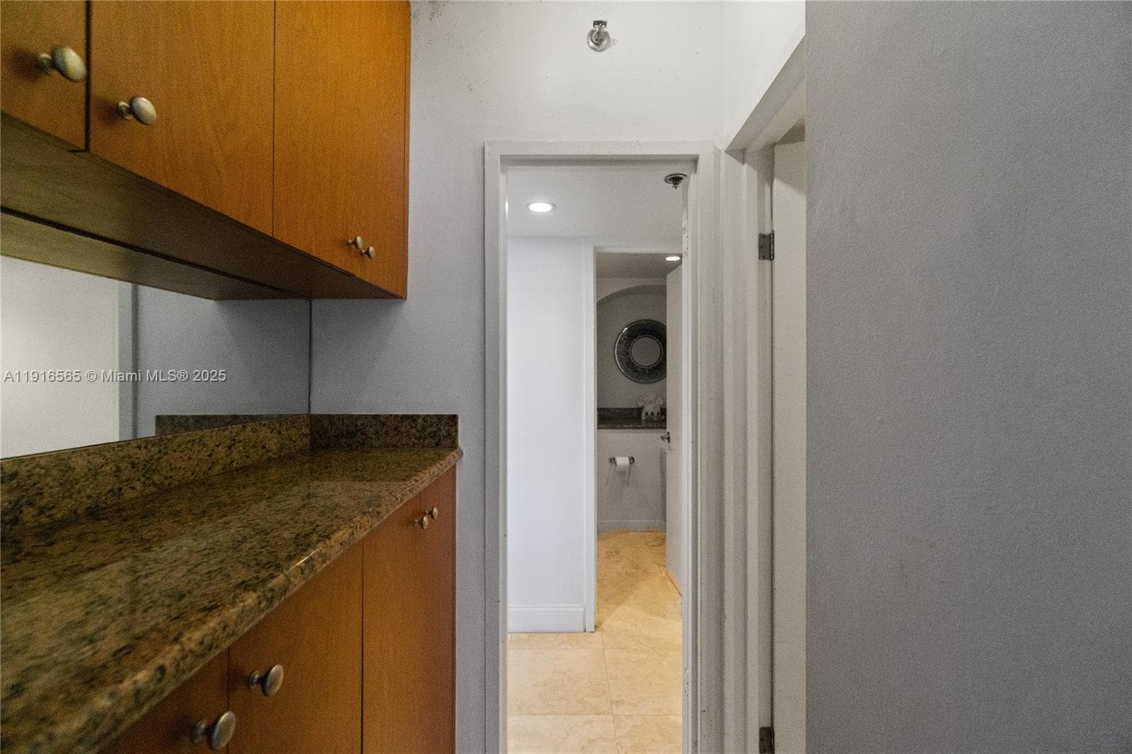 A11916565 — Miami Beach — 13