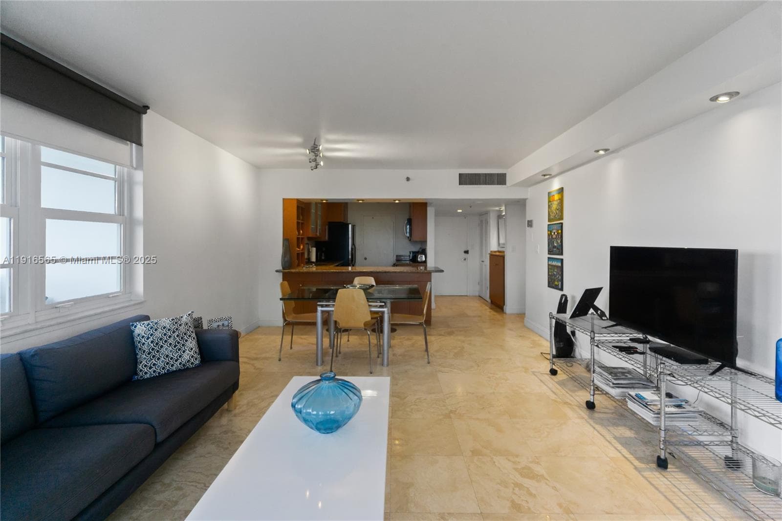 A11916565 — Miami Beach — 7