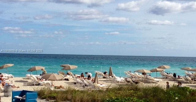 A11916609 — Miami Beach — 47