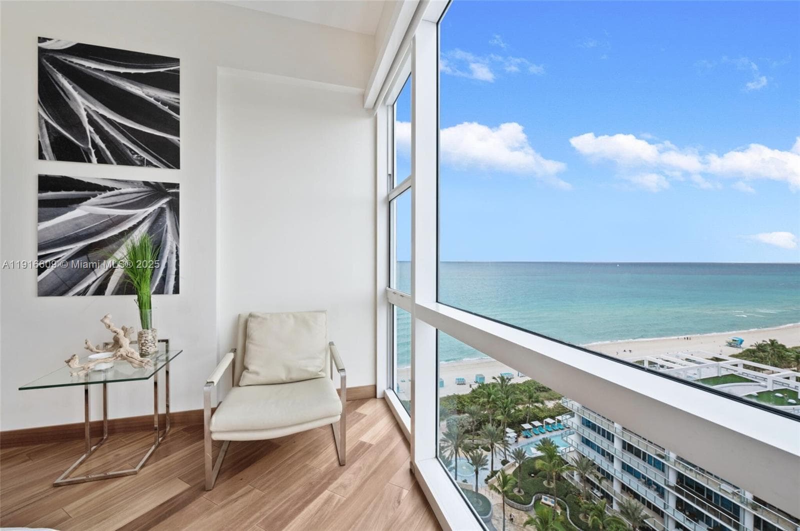 A11916609 — Miami Beach — 20