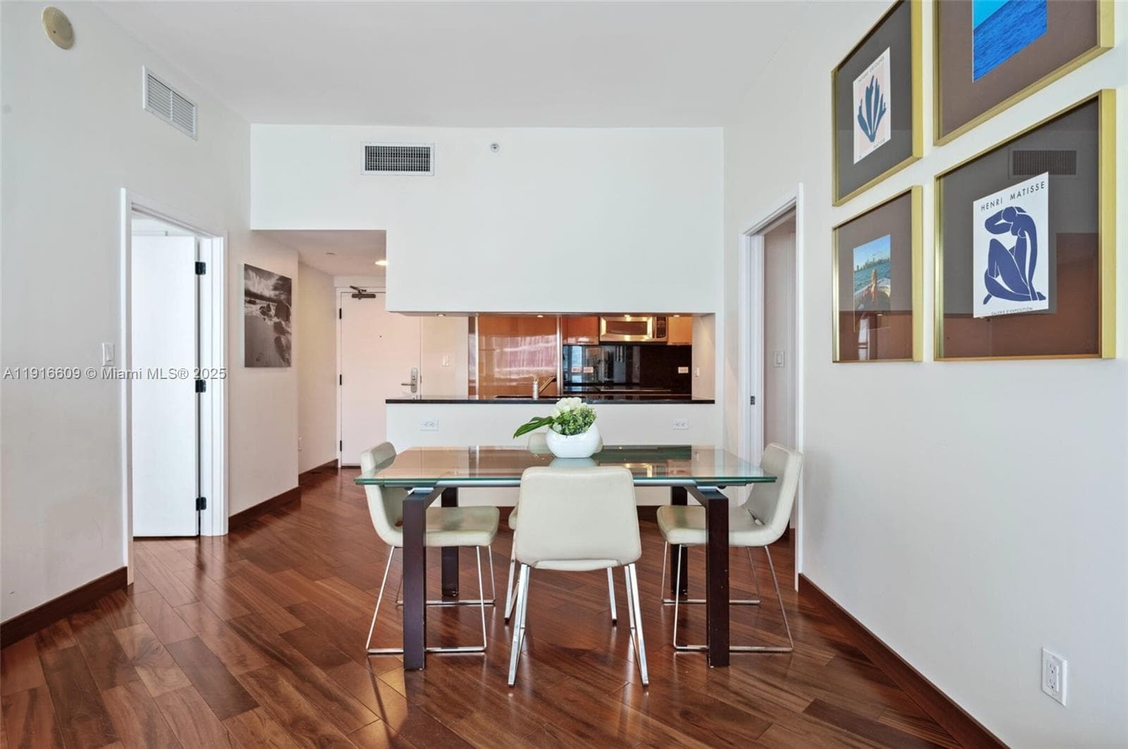 A11916609 — Miami Beach — 8