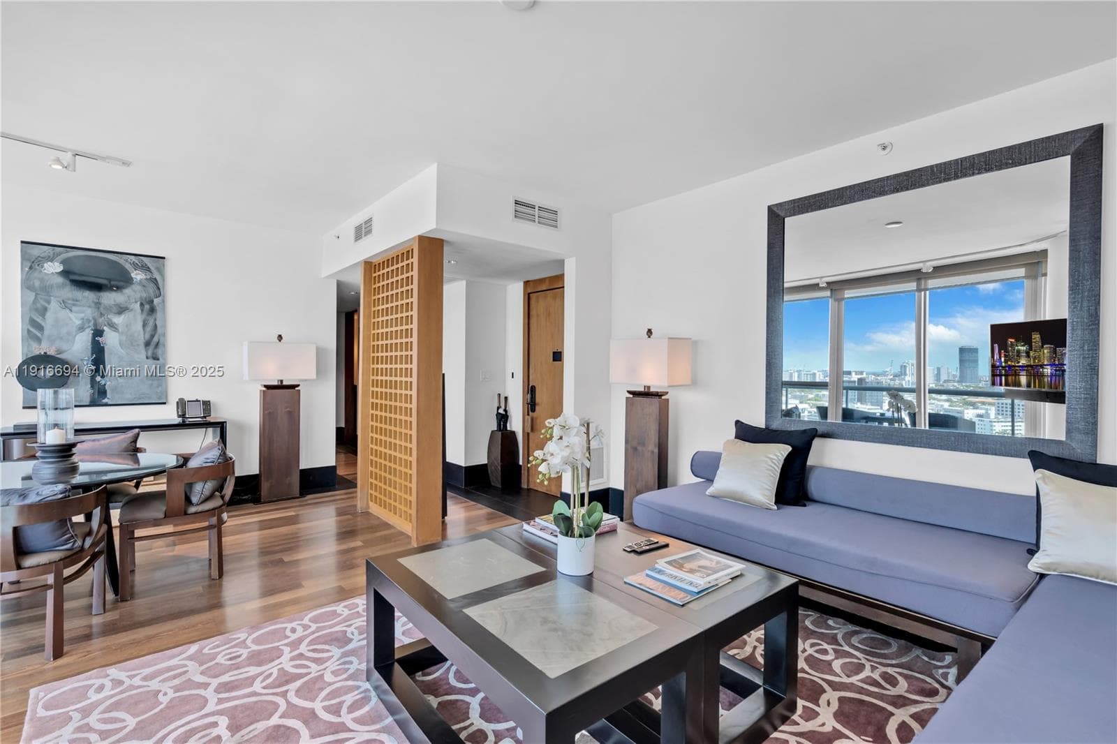 A11916694 — Miami Beach — 3