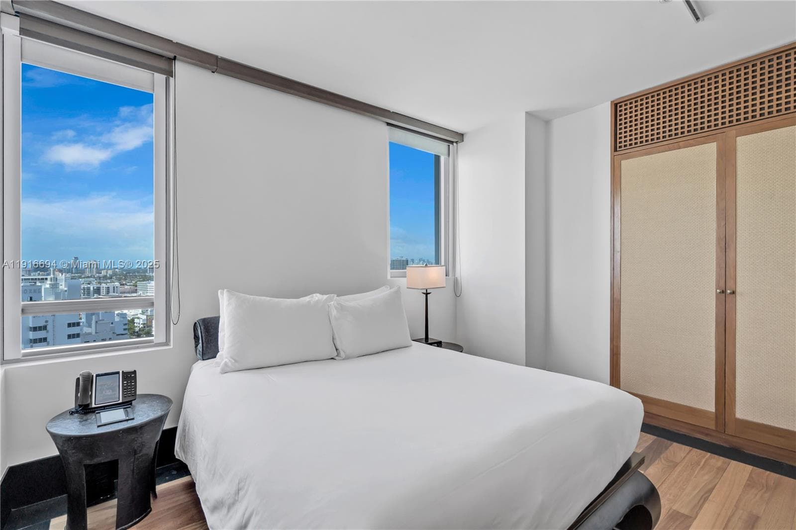 A11916694 — Miami Beach — 28