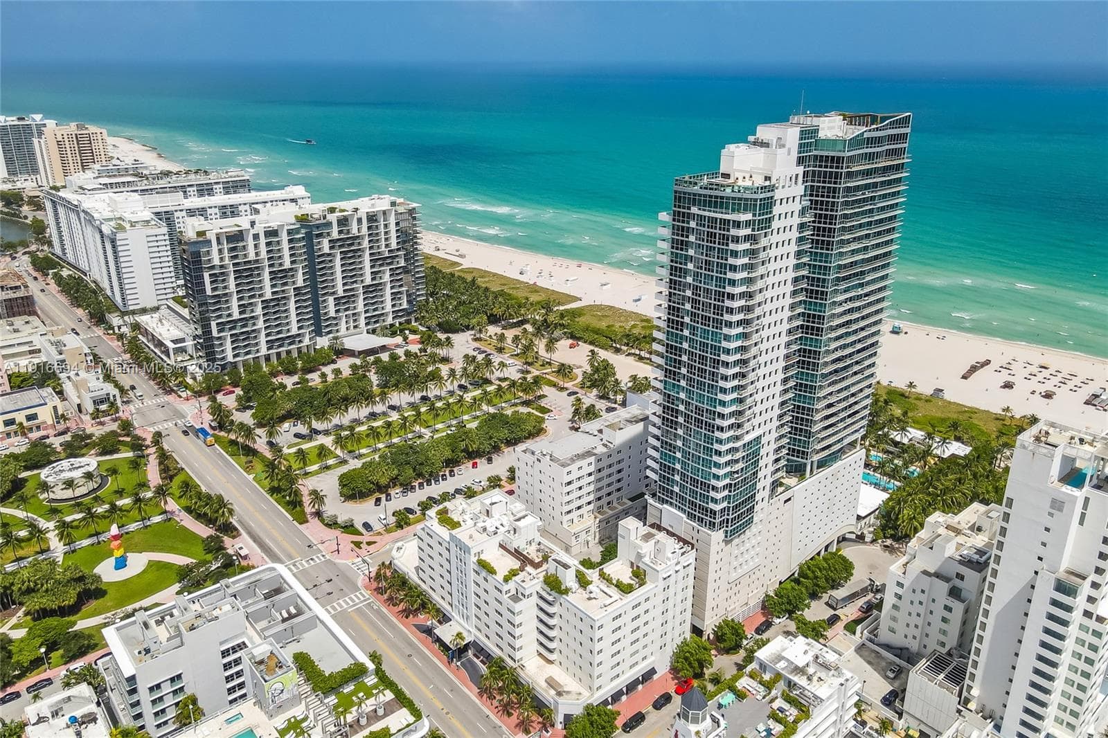 A11916694 — Miami Beach — 40