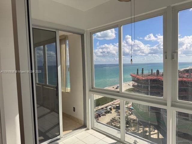 A11916936 — Miami Beach — 35