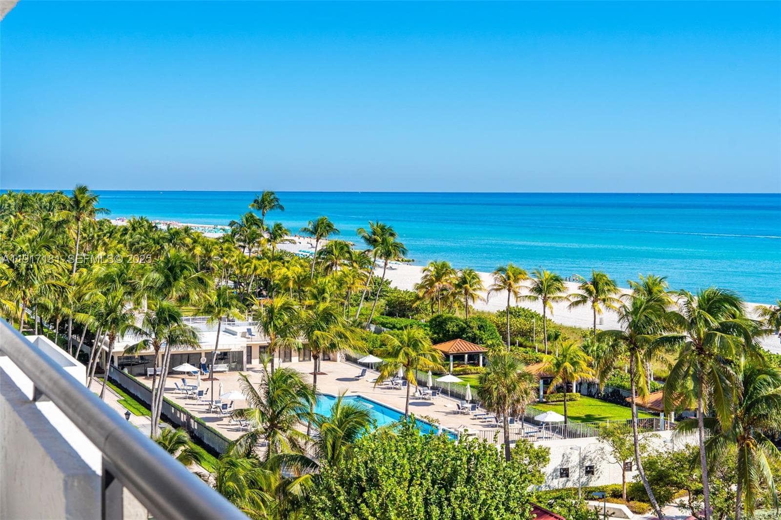 A11917181 — Miami Beach — 24