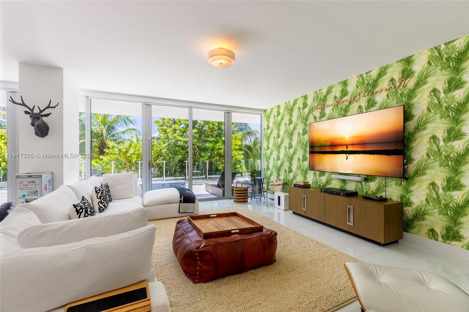A11917285 — Miami Beach — 6