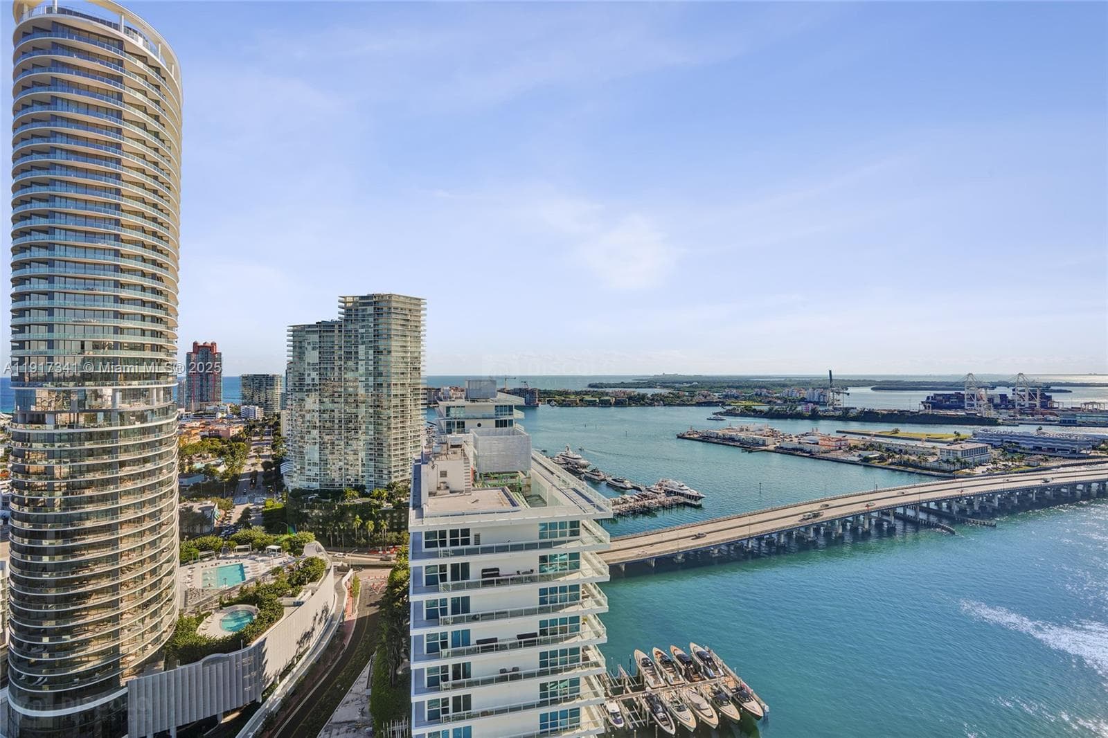 A11917341 — Miami Beach — 27