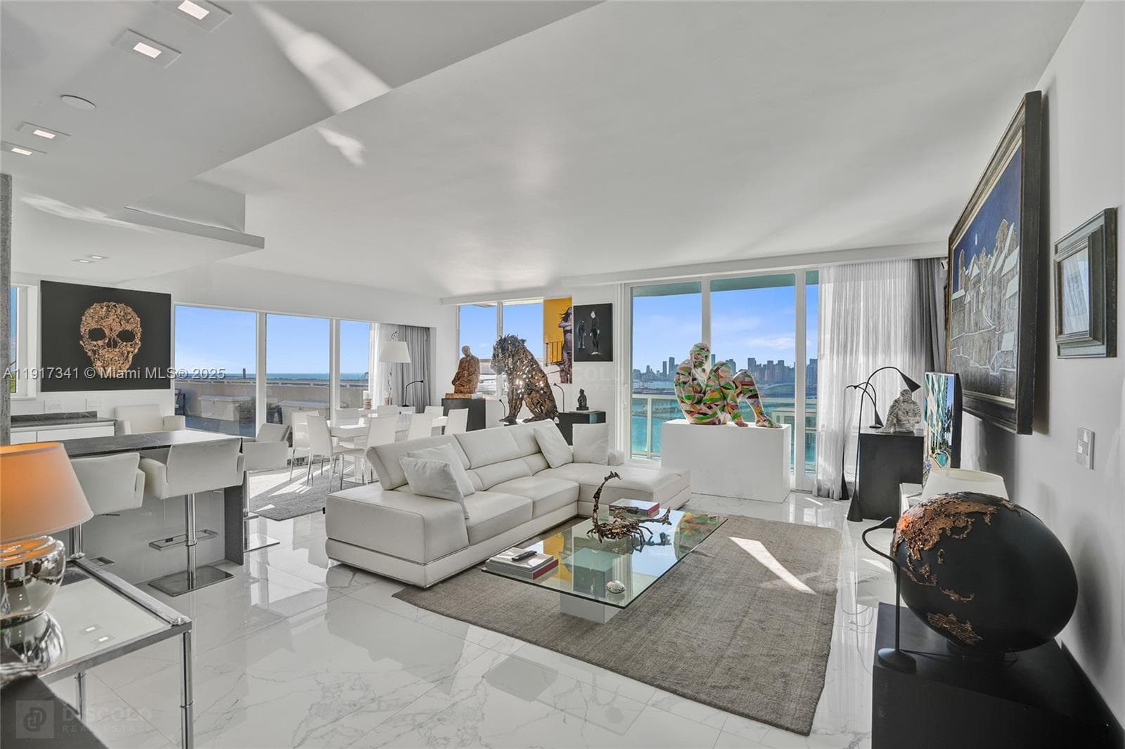 A11917341 — Miami Beach — 2