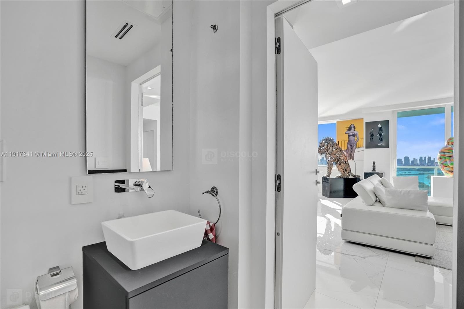 A11917341 — Miami Beach — 6