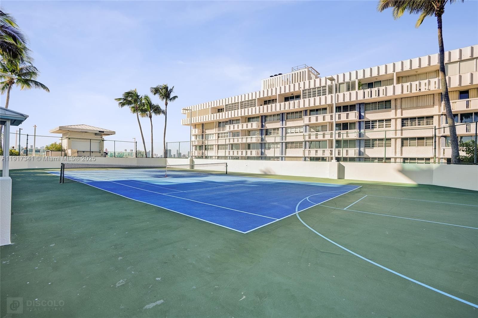 A11917341 — Miami Beach — 69