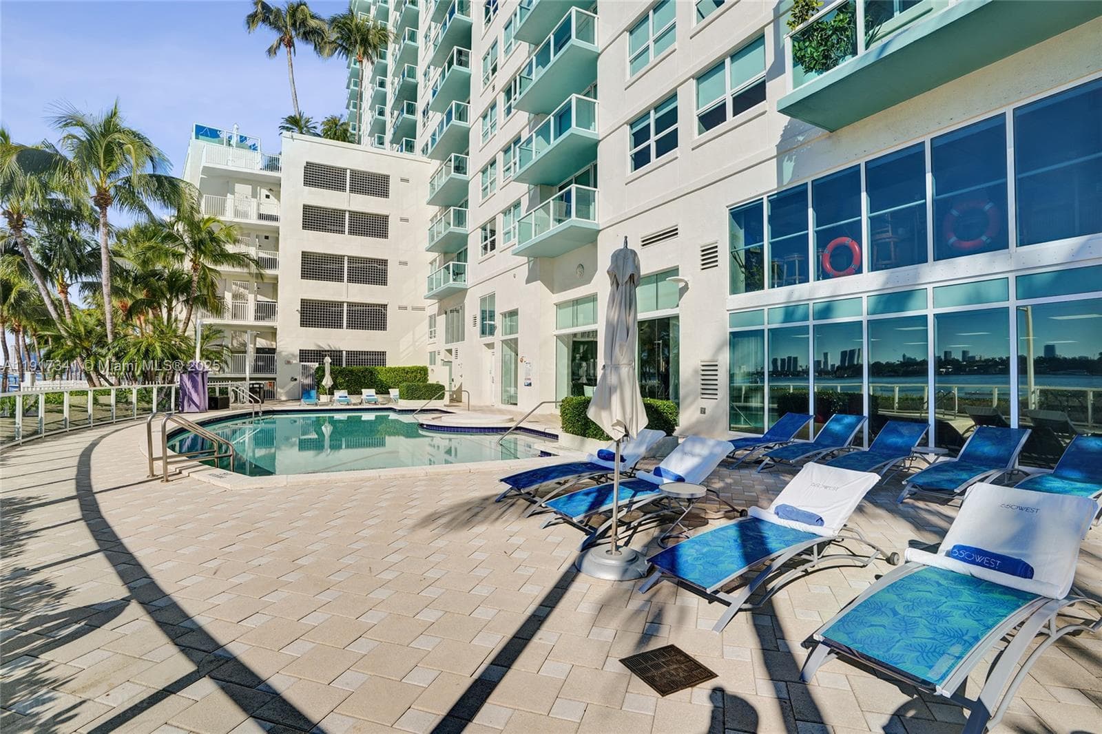 A11917341 — Miami Beach — 54