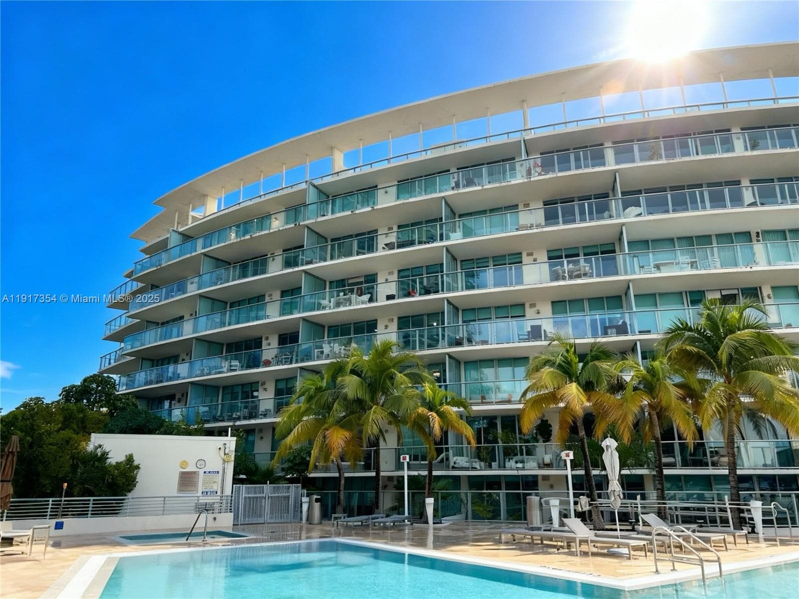 A11917354 — Miami Beach — 3