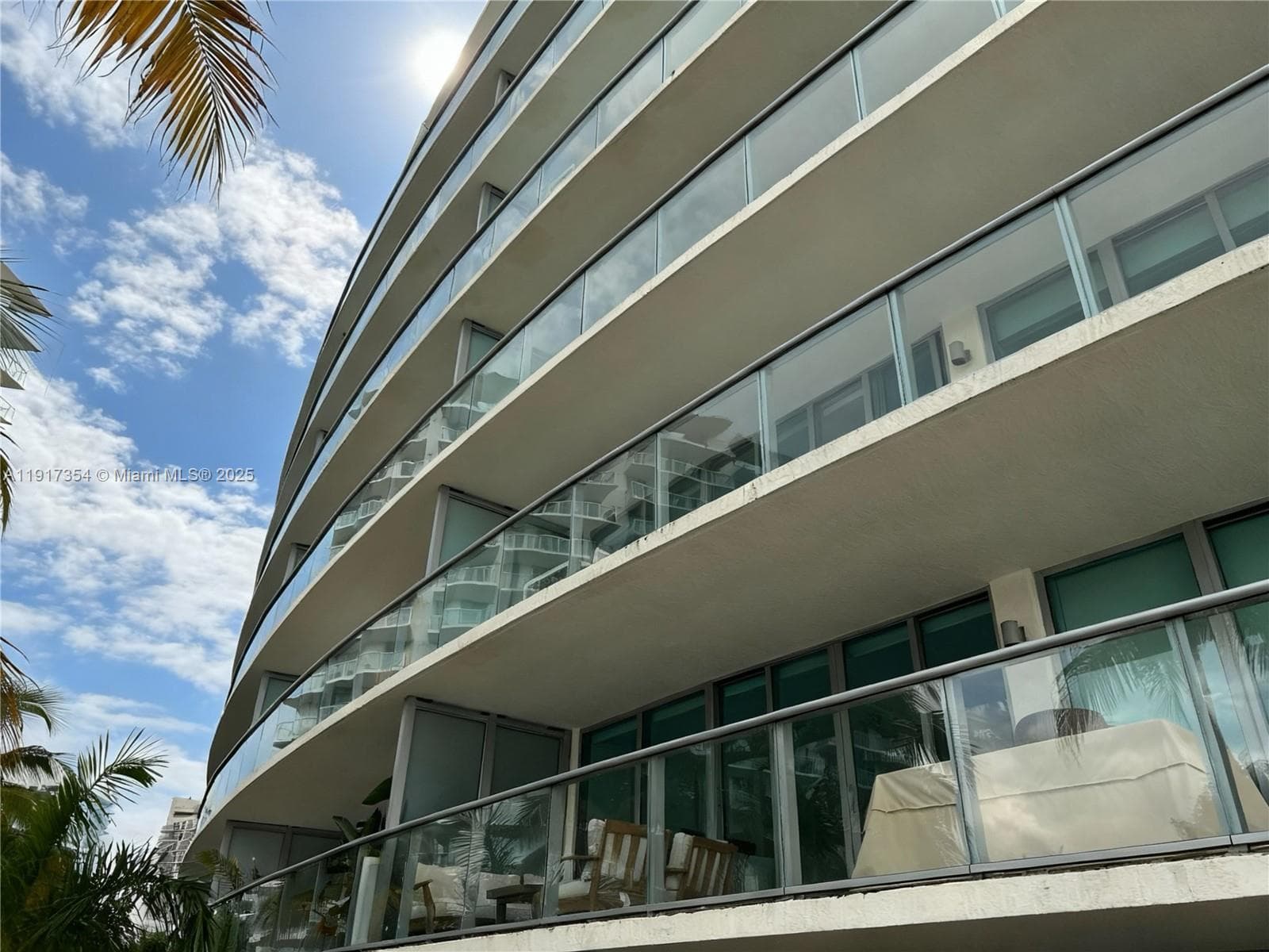 A11917354 — Miami Beach — 32