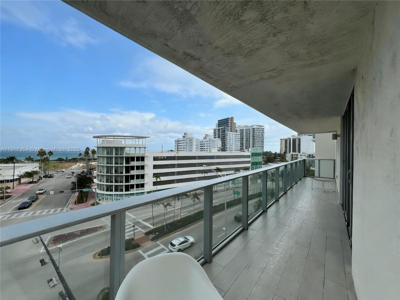 A11917354 — Miami Beach — 44