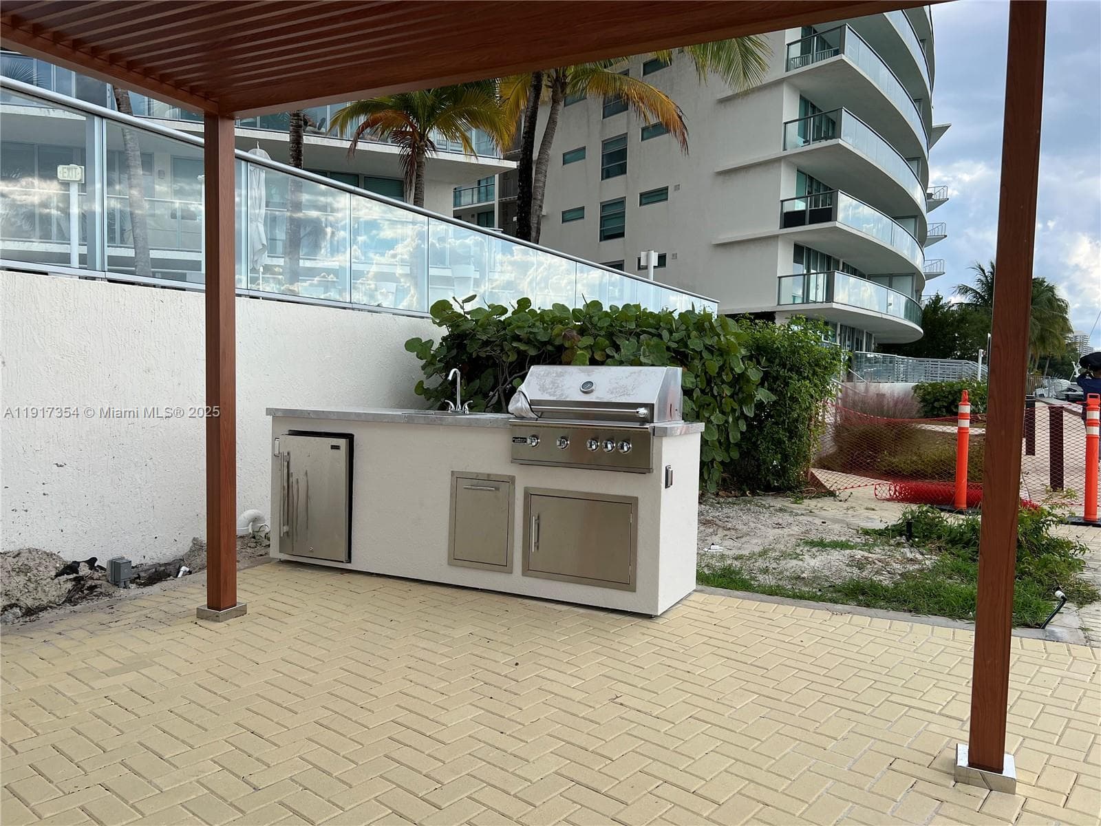 A11917354 — Miami Beach — 40