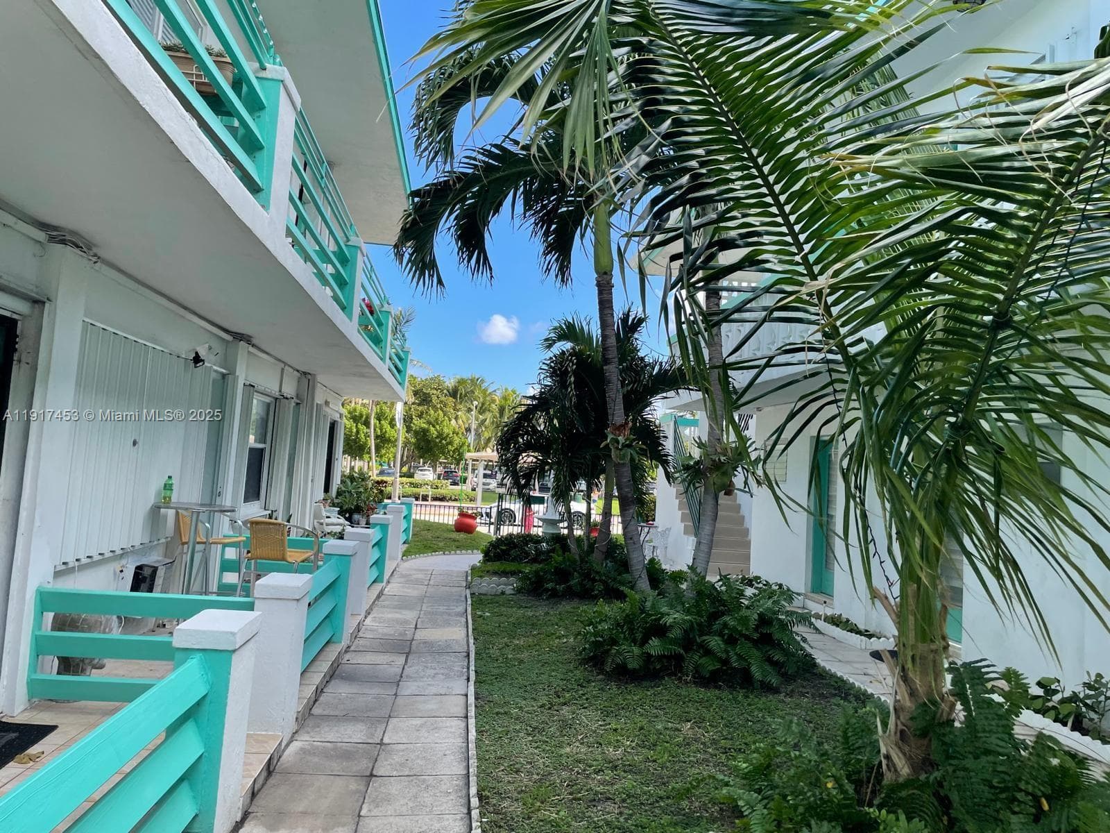 A11917453 — Miami Beach — 2