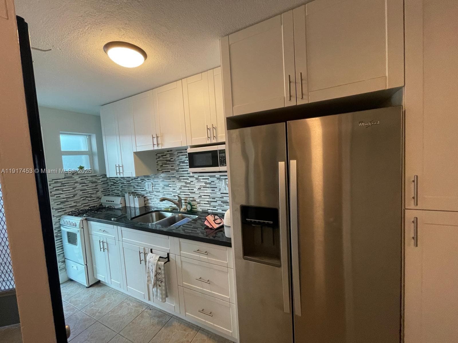 A11917453 — Miami Beach — 10
