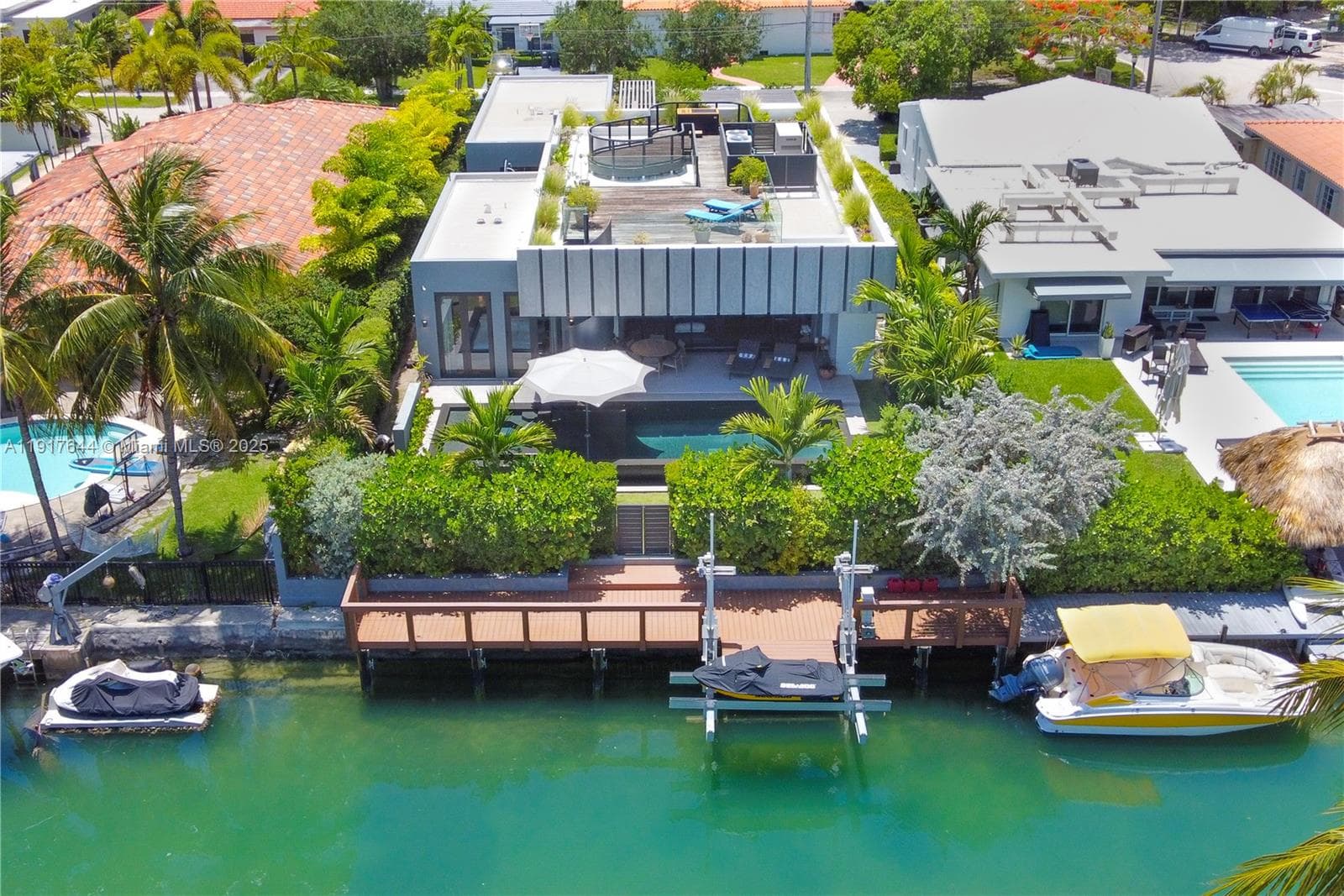 A11917644 — Miami Beach — 4