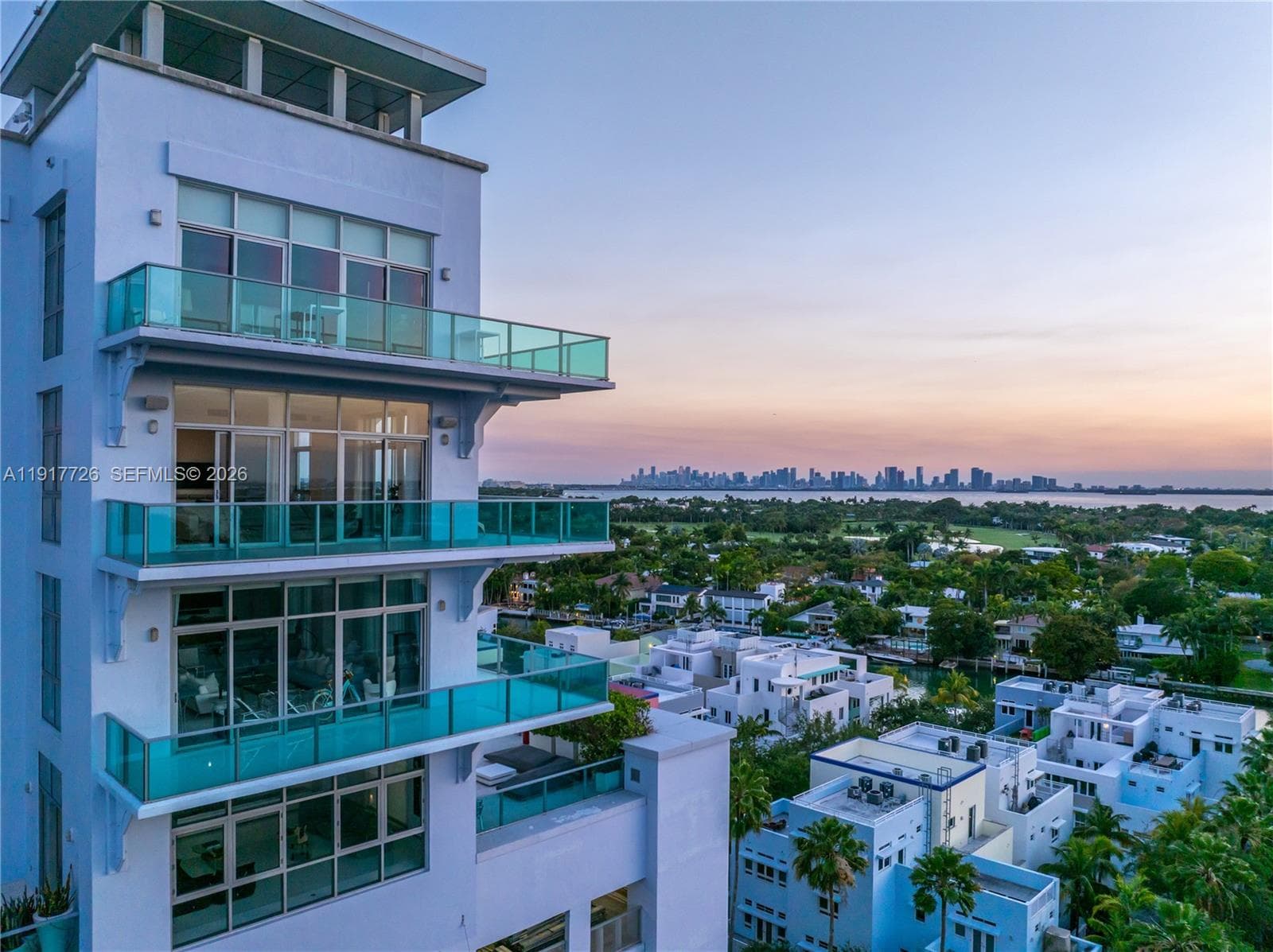 A11917726 — Miami Beach — 42