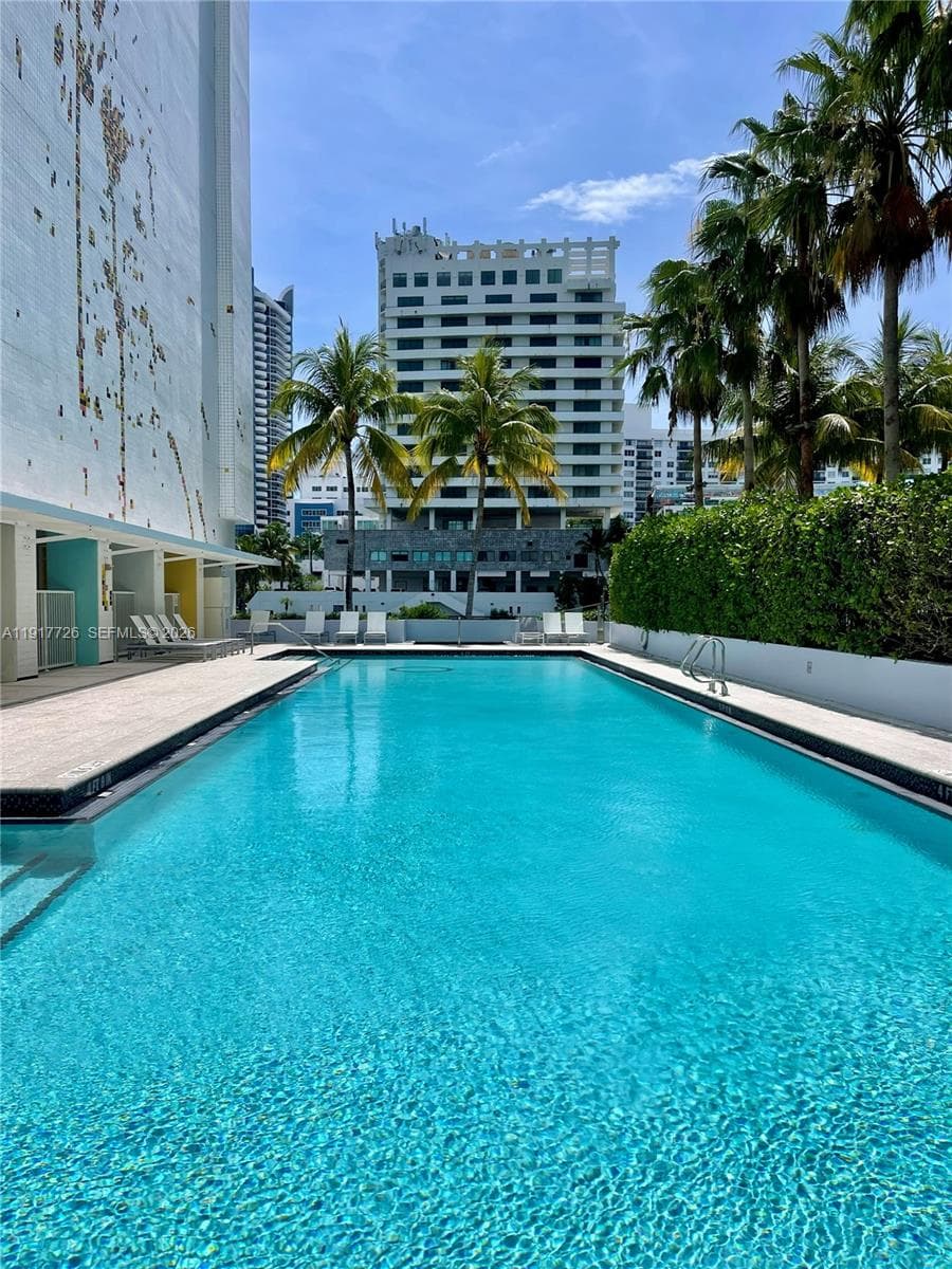 A11917726 — Miami Beach — 36