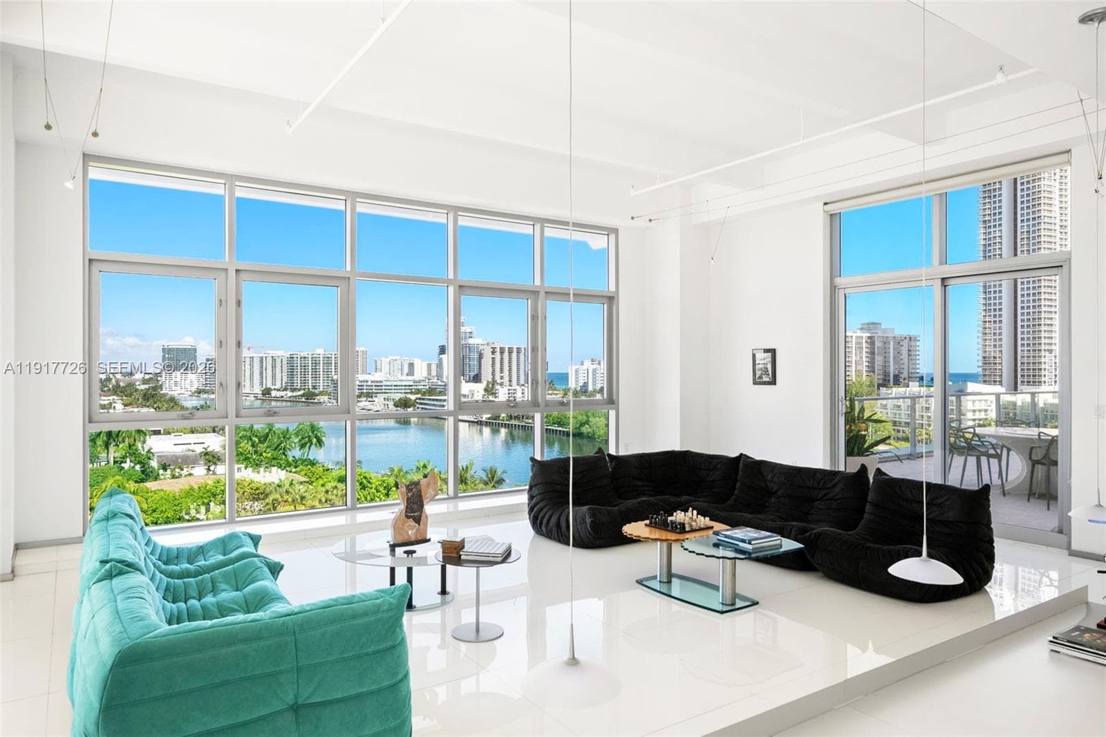 A11917726 — Miami Beach — 5
