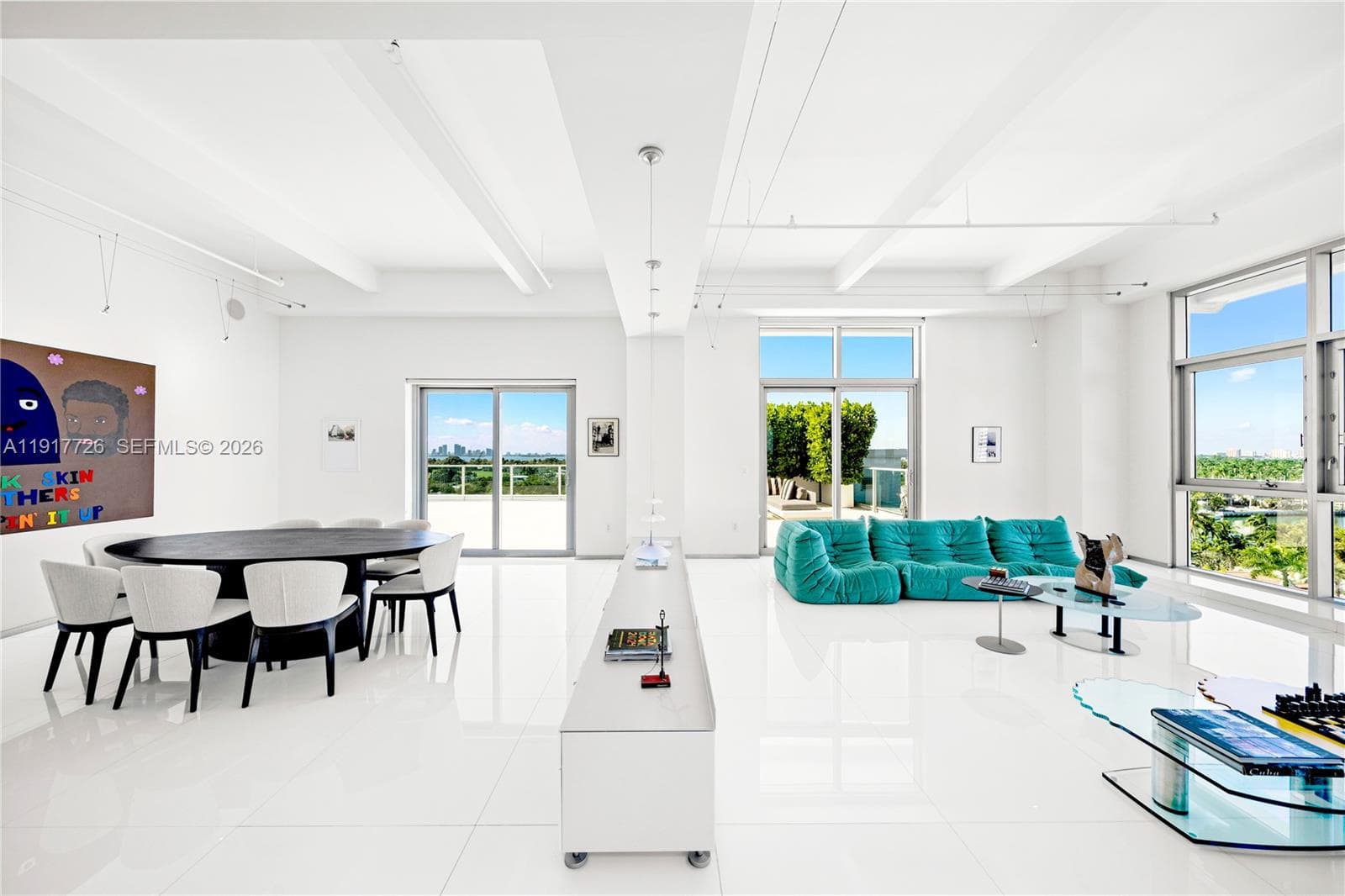 A11917726 — Miami Beach — 10