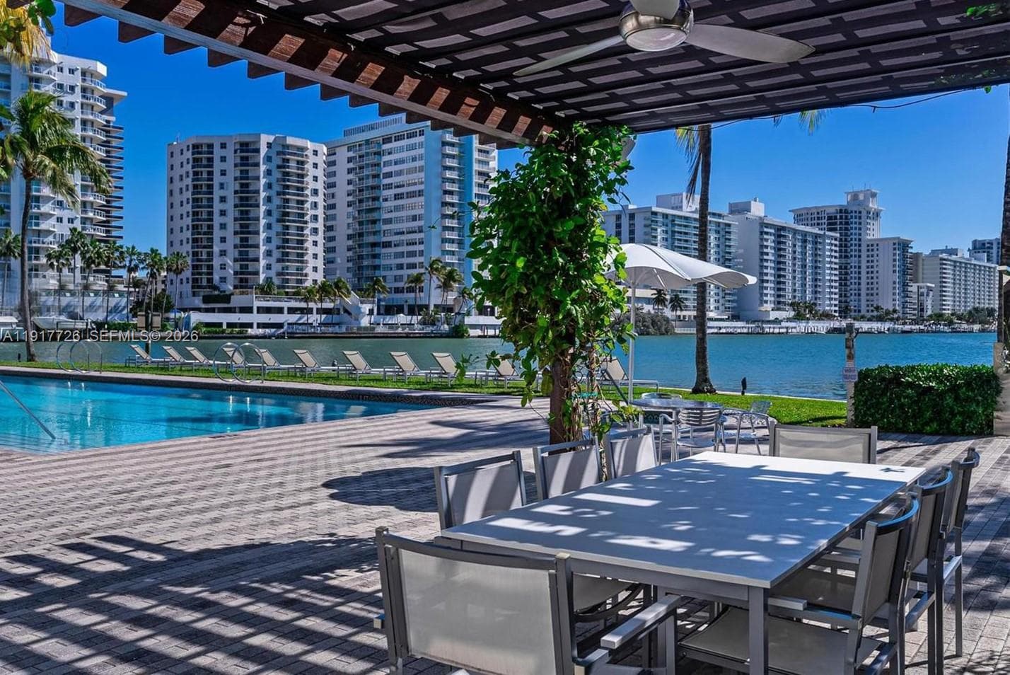 A11917726 — Miami Beach — 35