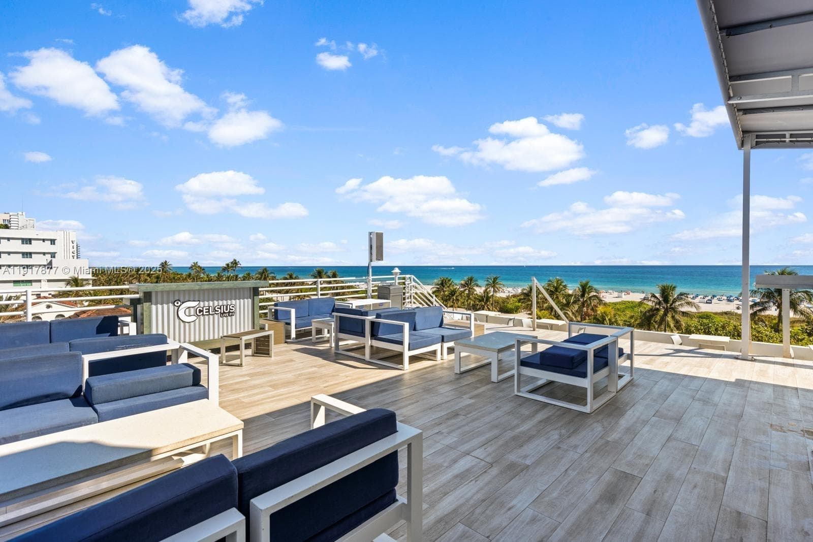 A11917877 — Miami Beach — 2