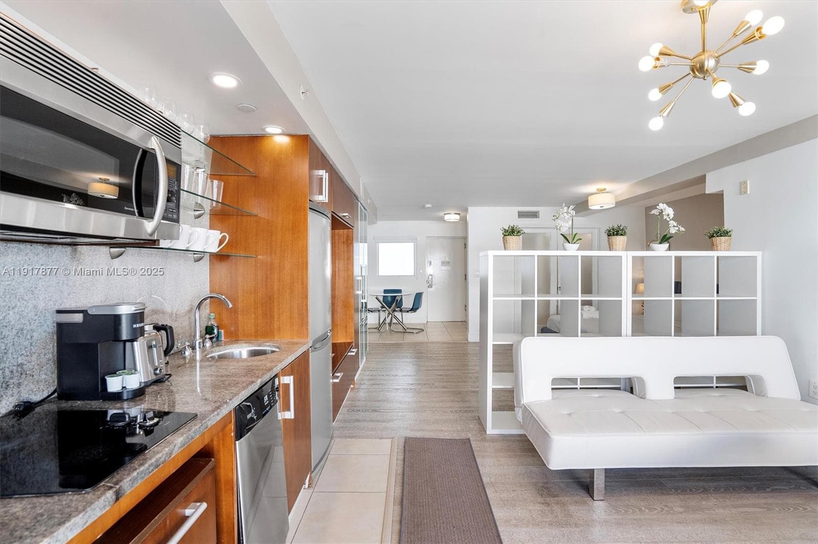 A11917877 — Miami Beach — 6