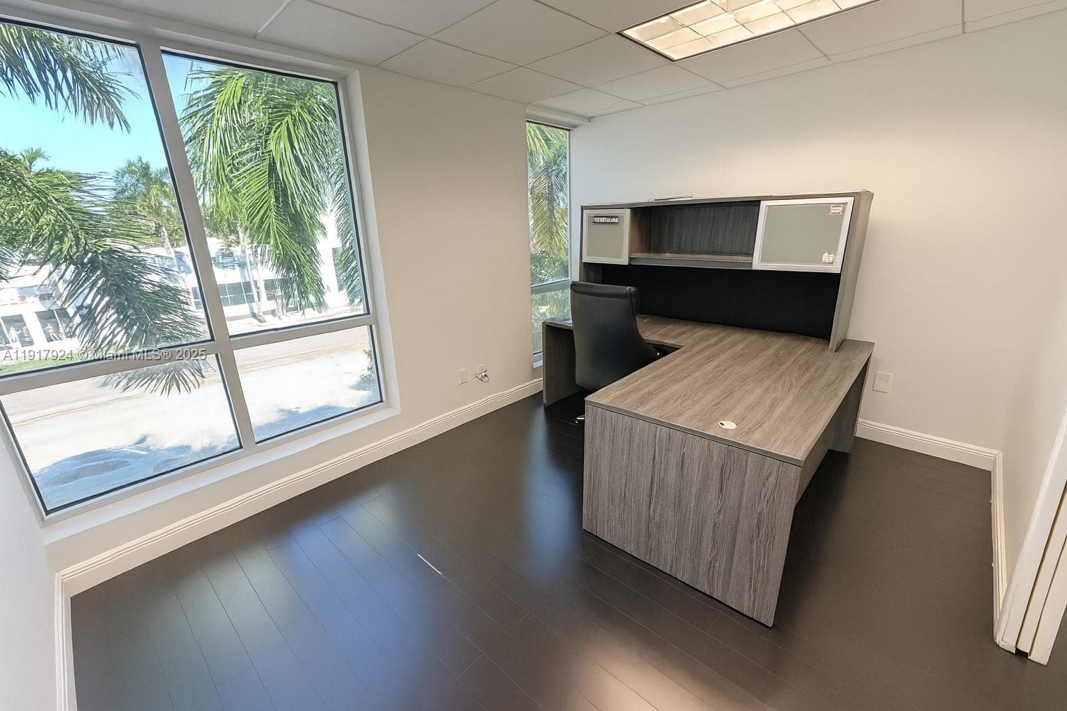 A11917924 — Miami Beach — 5