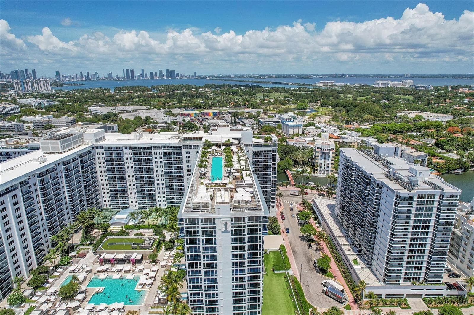 F10537659 — Miami Beach — 17