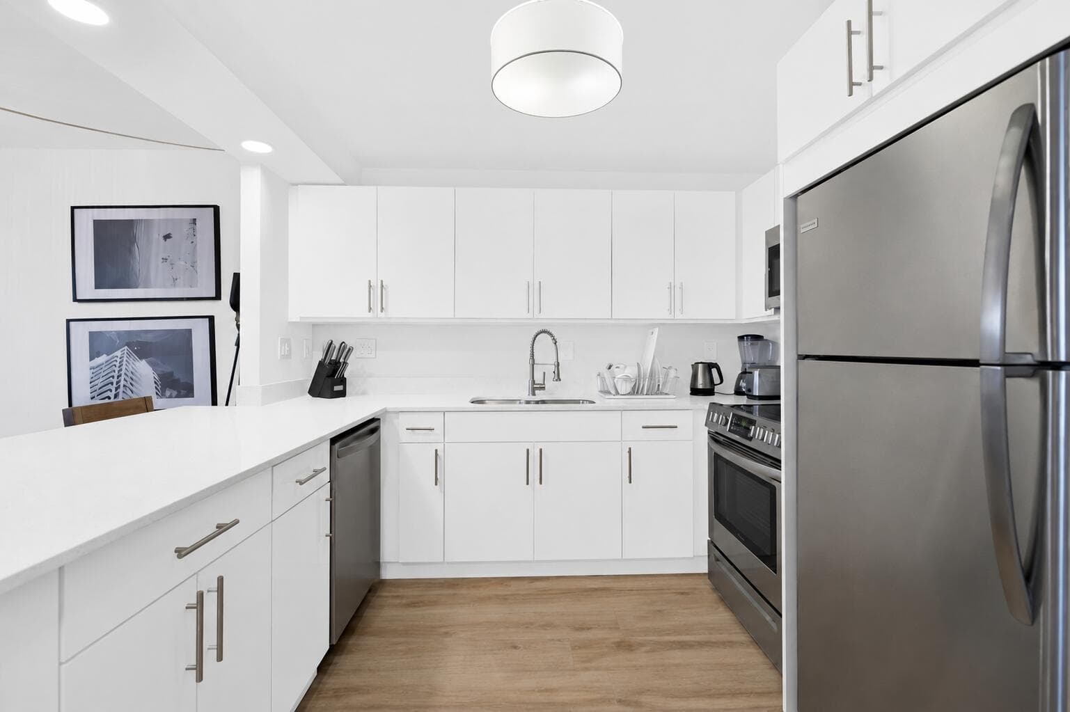 F10537659 — Miami Beach — 3