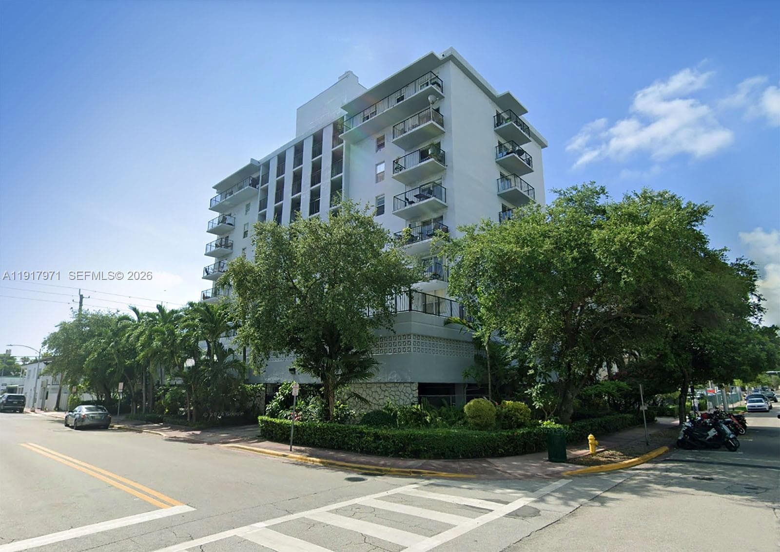 A11917971 — Miami Beach — 2