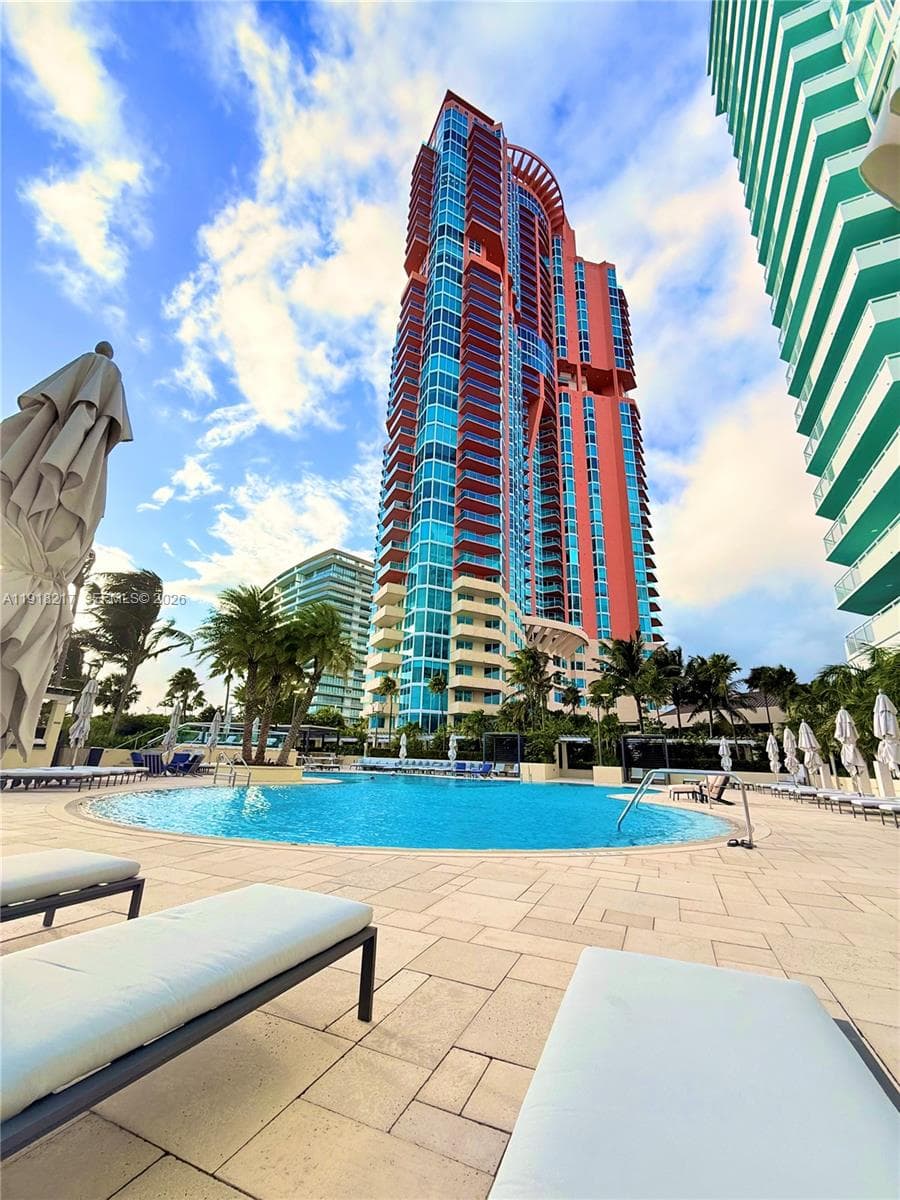 A11918217 — Miami Beach — 23