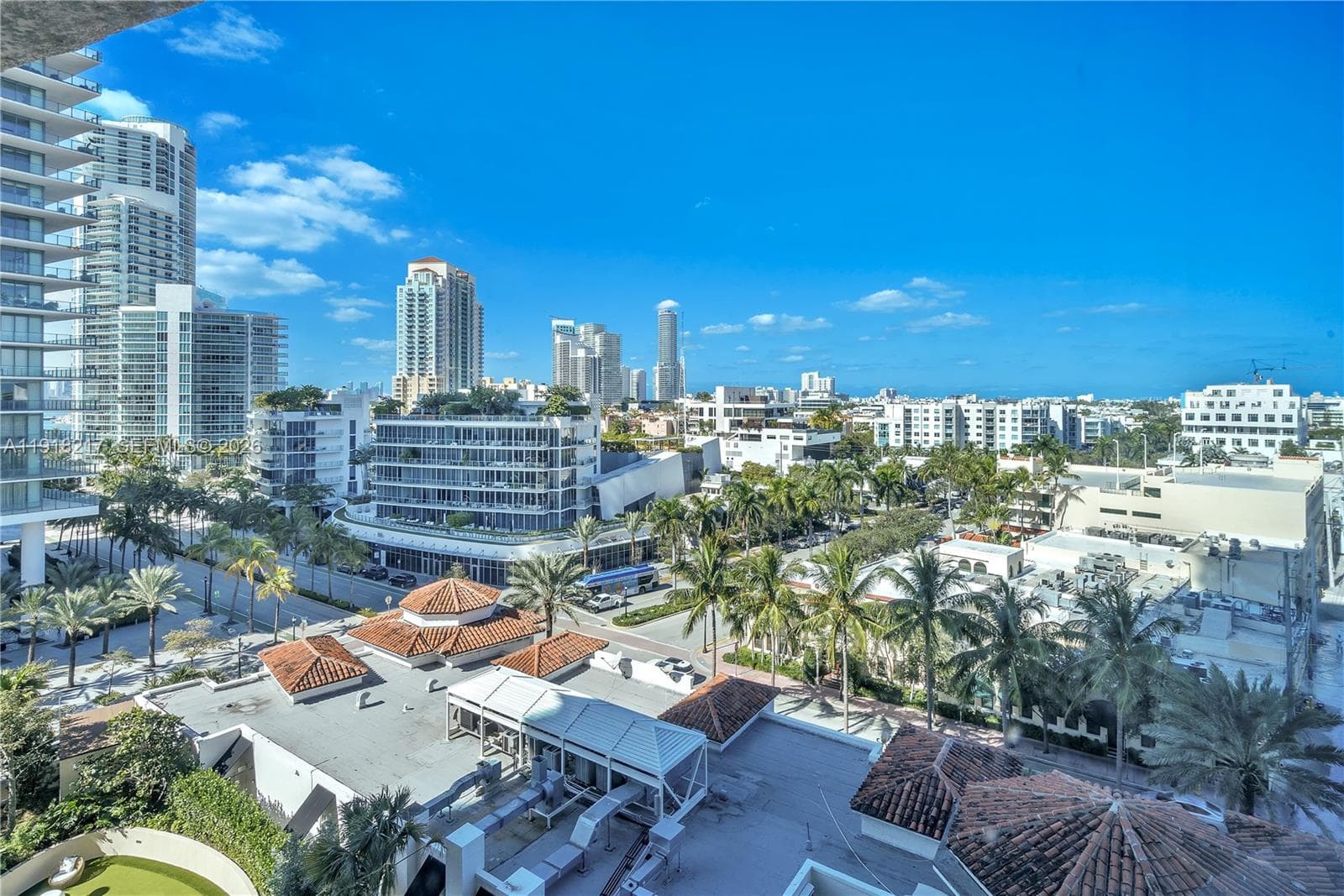 A11918217 — Miami Beach — 12