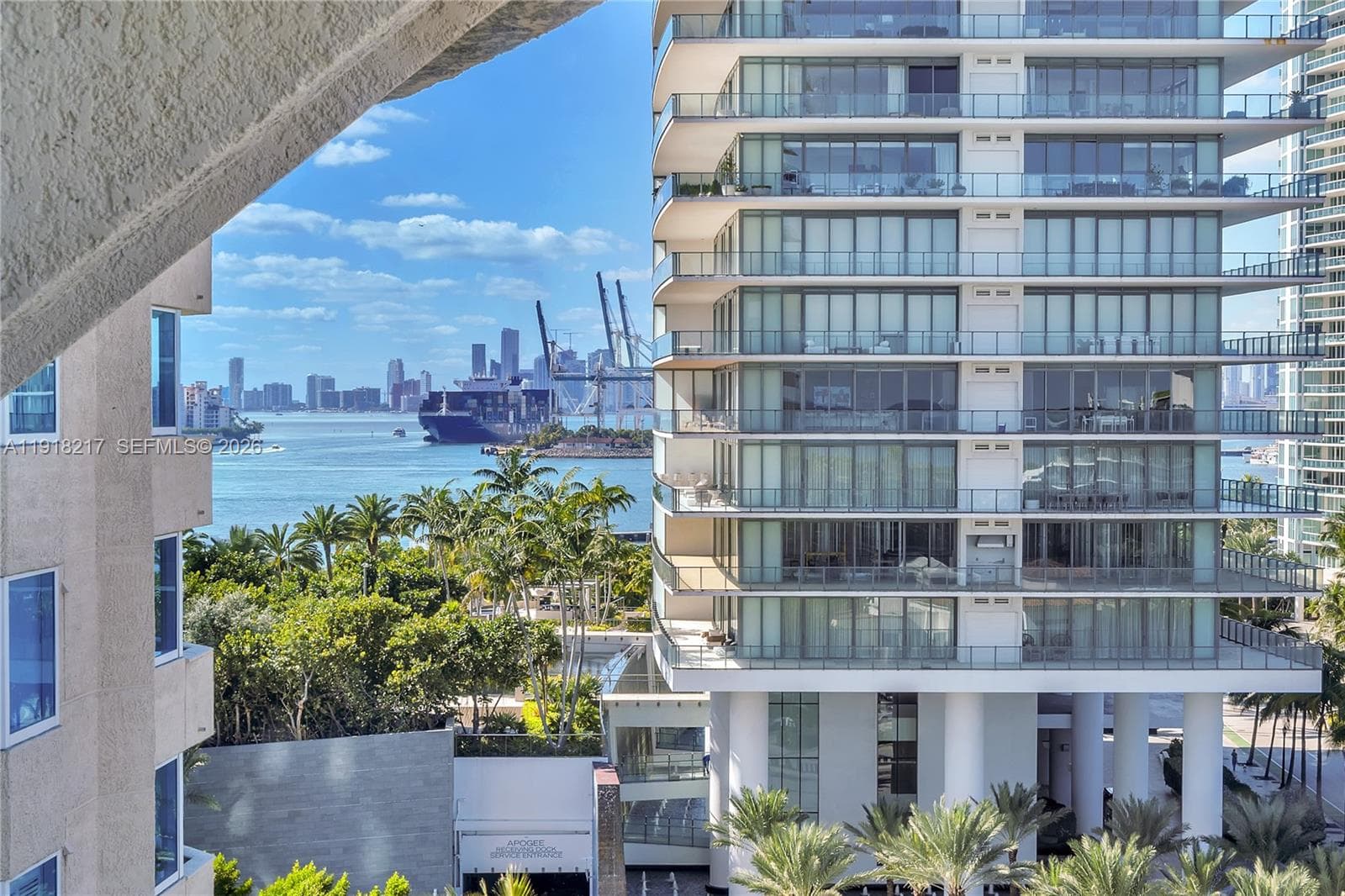 A11918217 — Miami Beach — 11