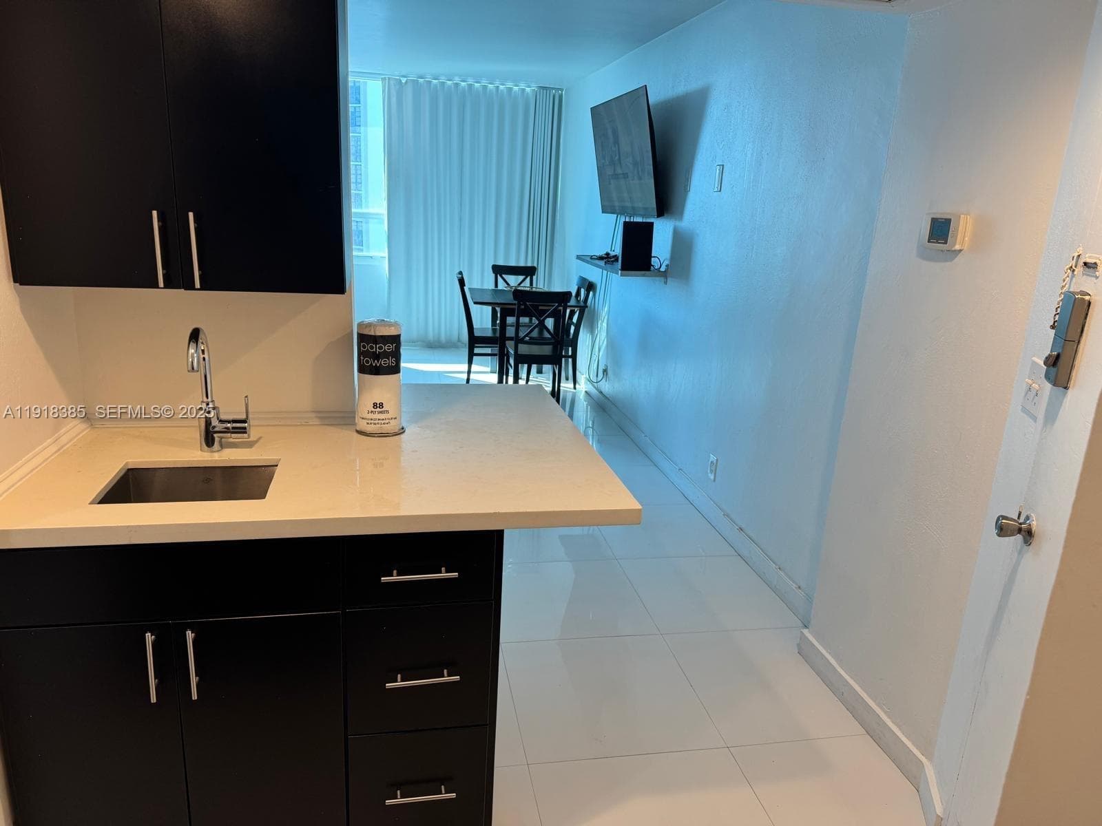 A11918385 — Miami Beach — 2