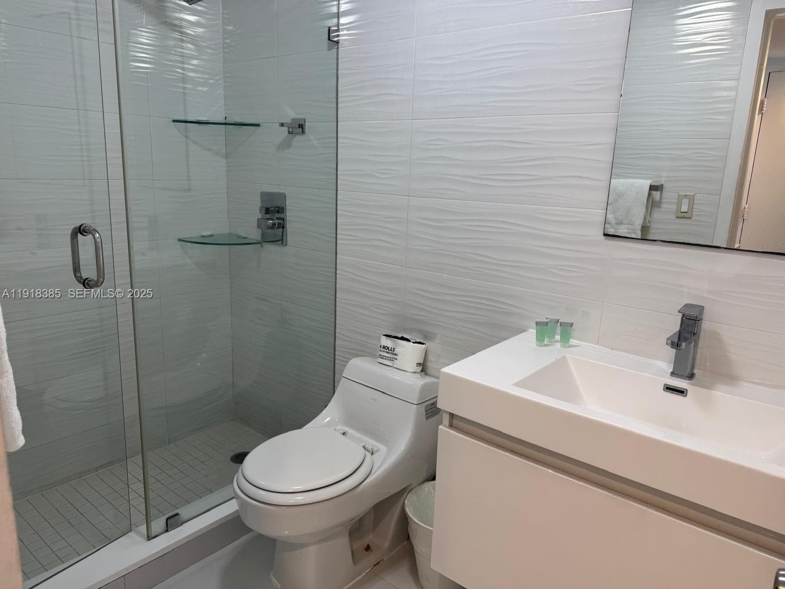 A11918385 — Miami Beach — 6