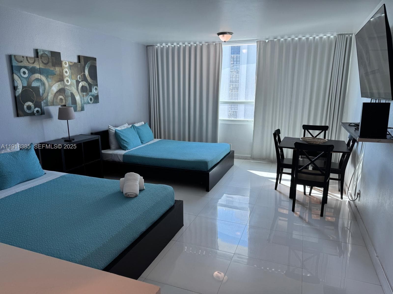 A11918385 — Miami Beach — 3