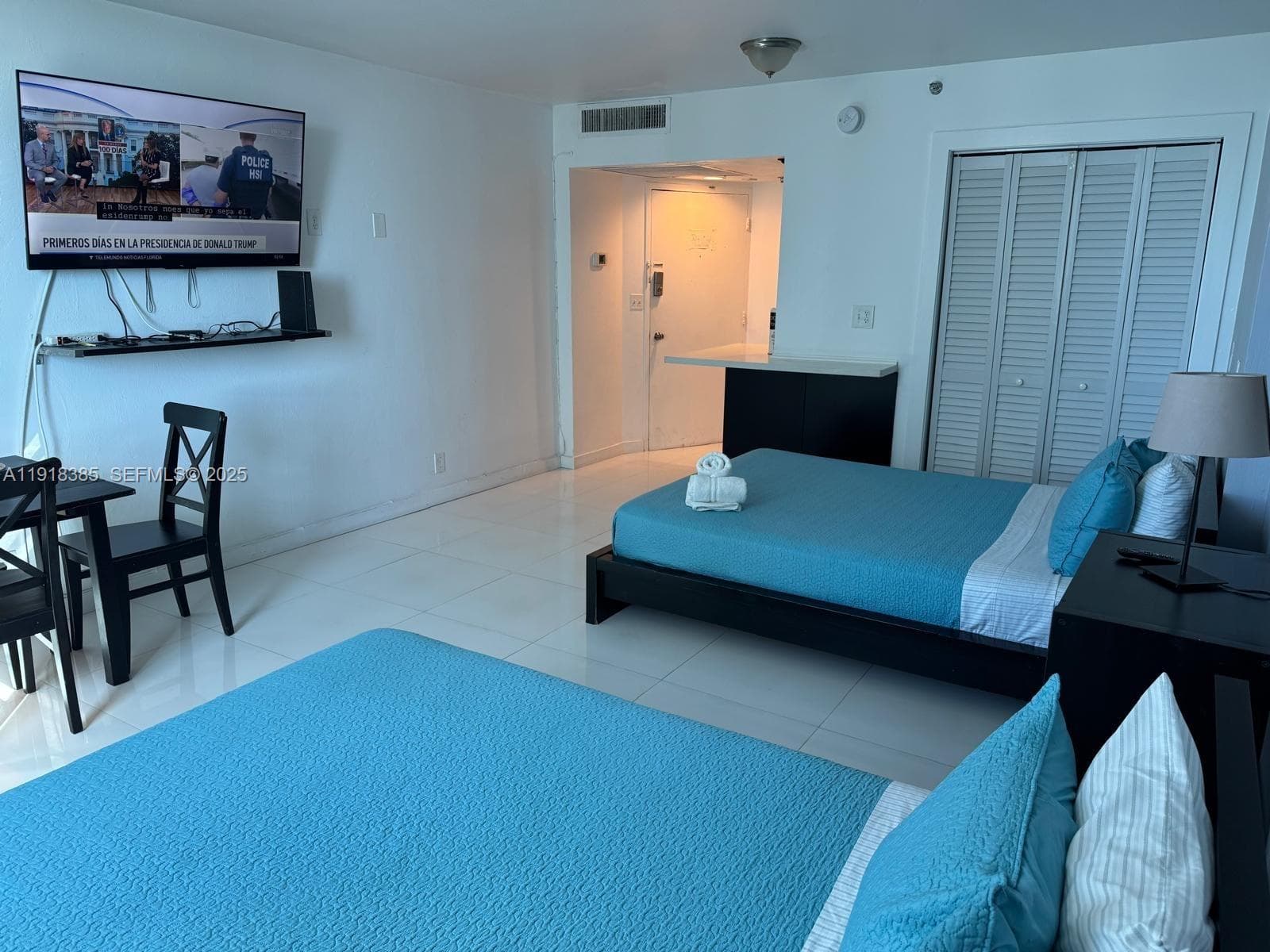 A11918385 — Miami Beach — 4