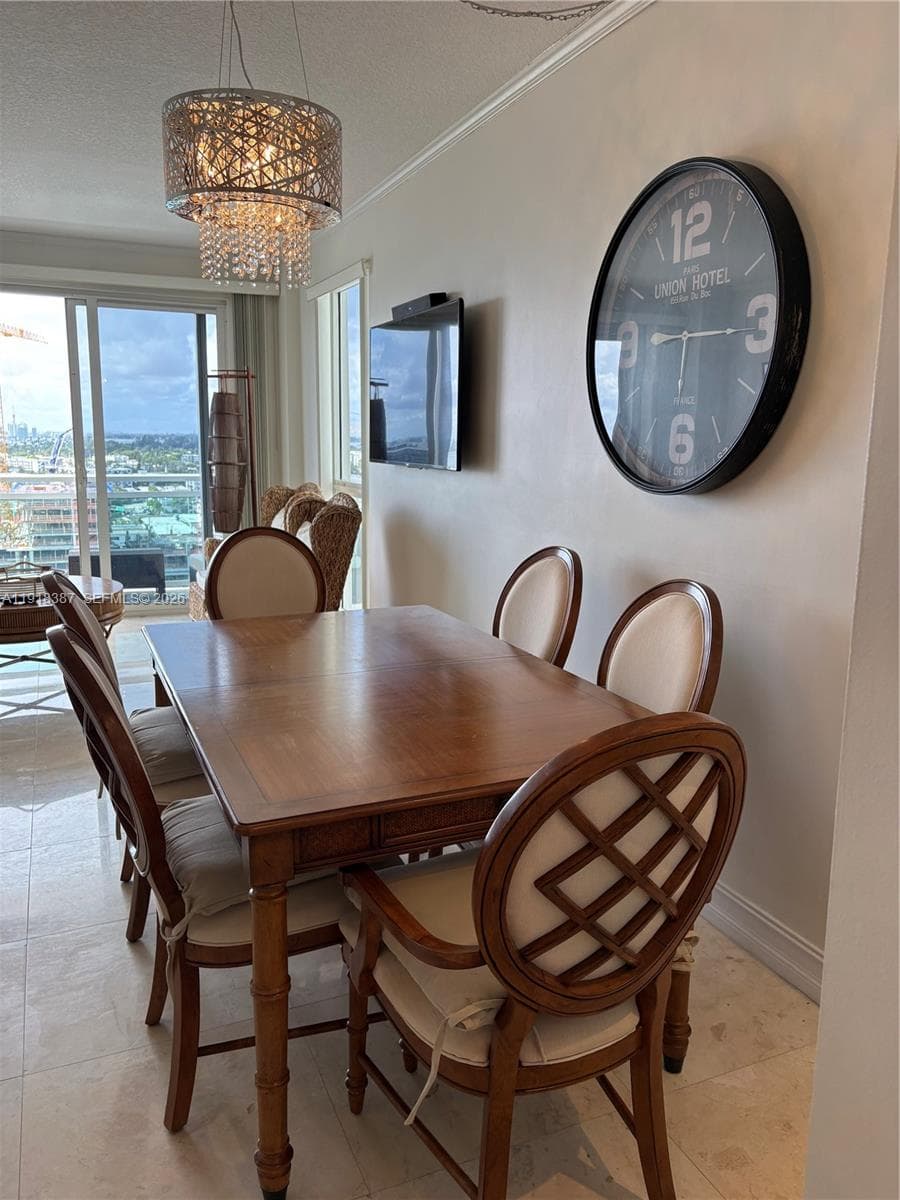 A11918387 — Miami Beach — 5