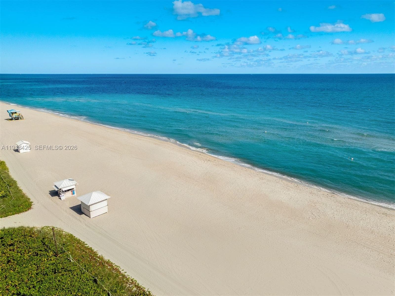 A11918425 — Miami Beach — 33