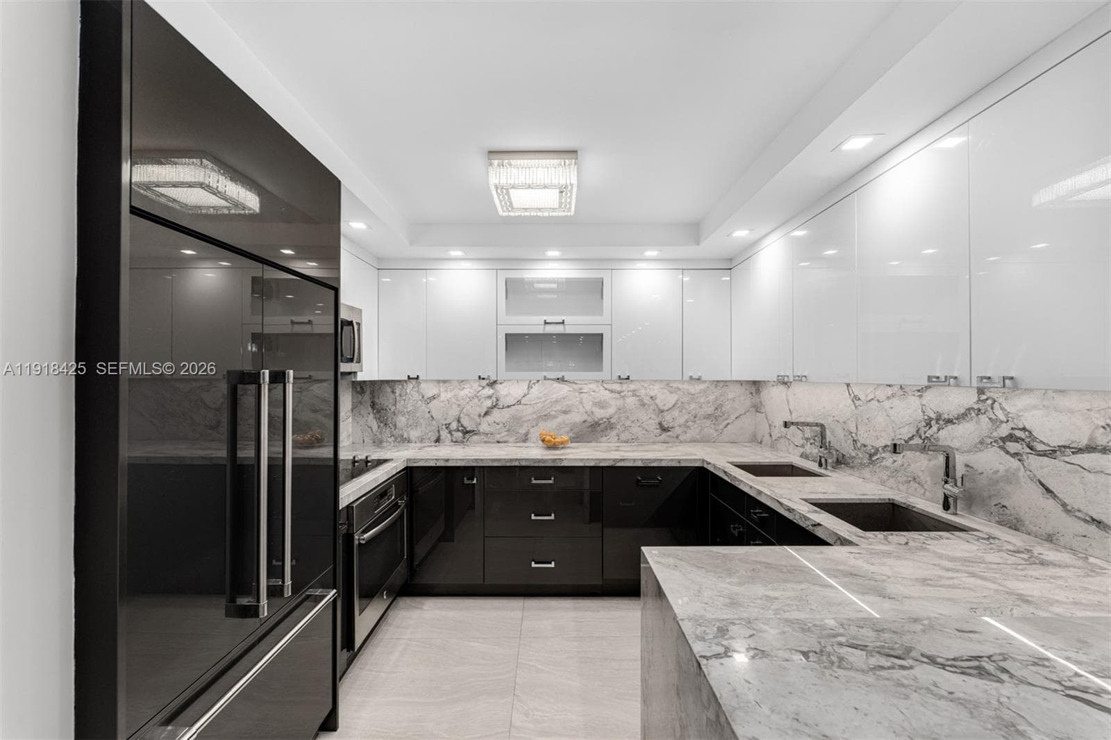 A11918425 — Miami Beach — 8