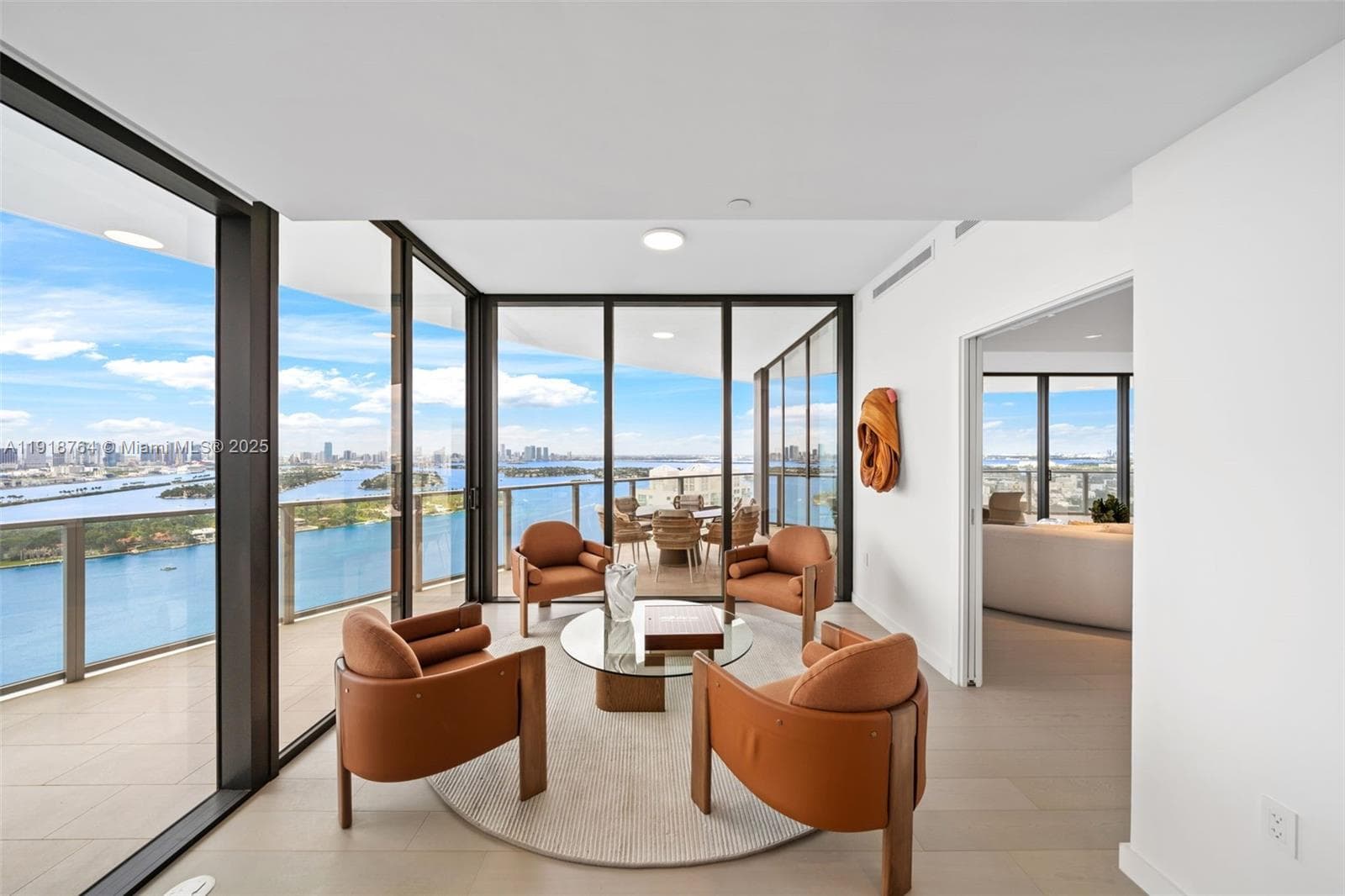 A11918764 — Miami Beach — 36