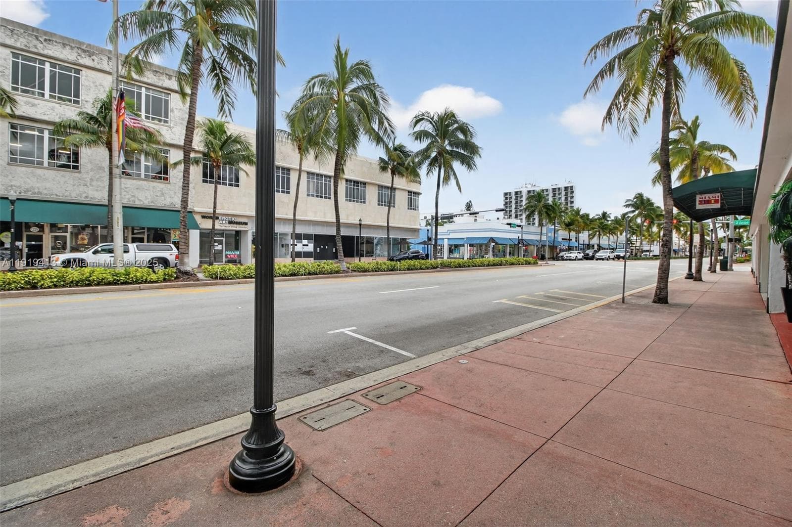 A11919413 — Miami Beach — 23
