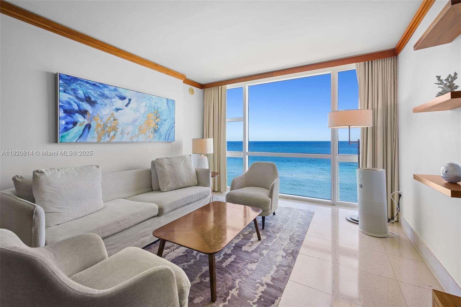 A11920814 — Miami Beach — 4