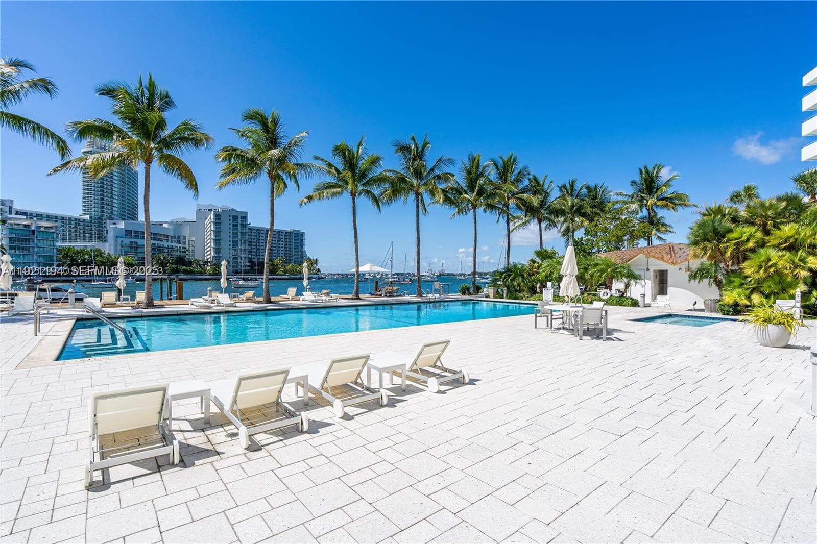 A11921194 — Miami Beach — 29